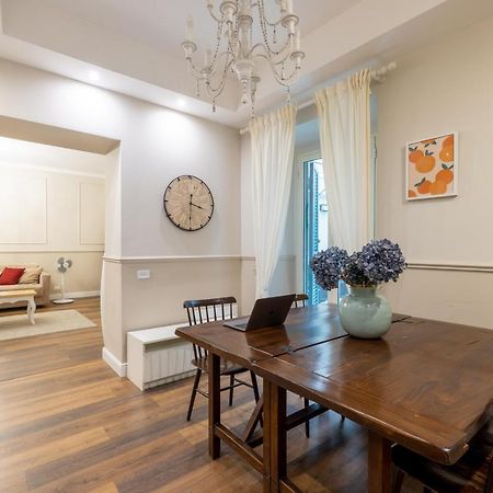 Charming Apartment With Patio A Few Steps From Colosseum מראה חיצוני תמונה