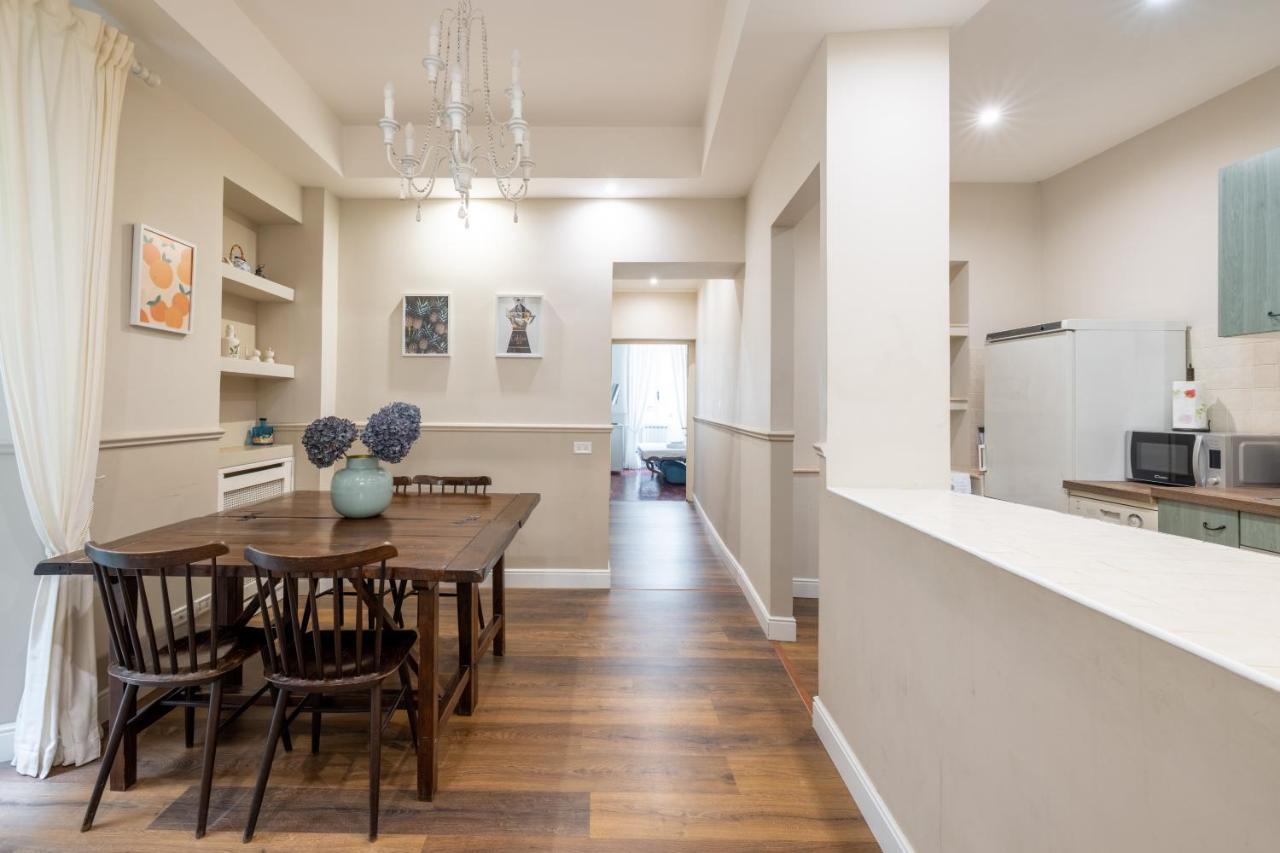 Charming Apartment With Patio A Few Steps From Colosseum מראה חיצוני תמונה